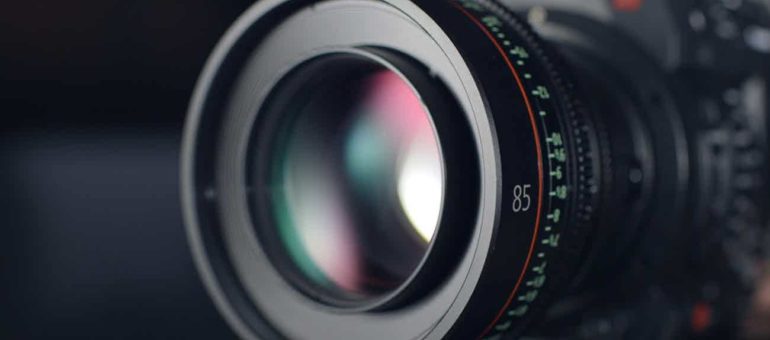 photo-1512790182412-b19e6d62bc39